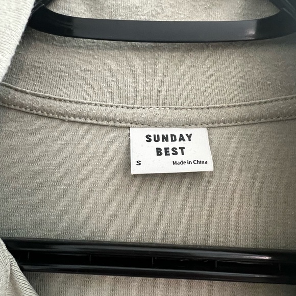 Sunday best long sleeve crop top - Picture 2 of 4